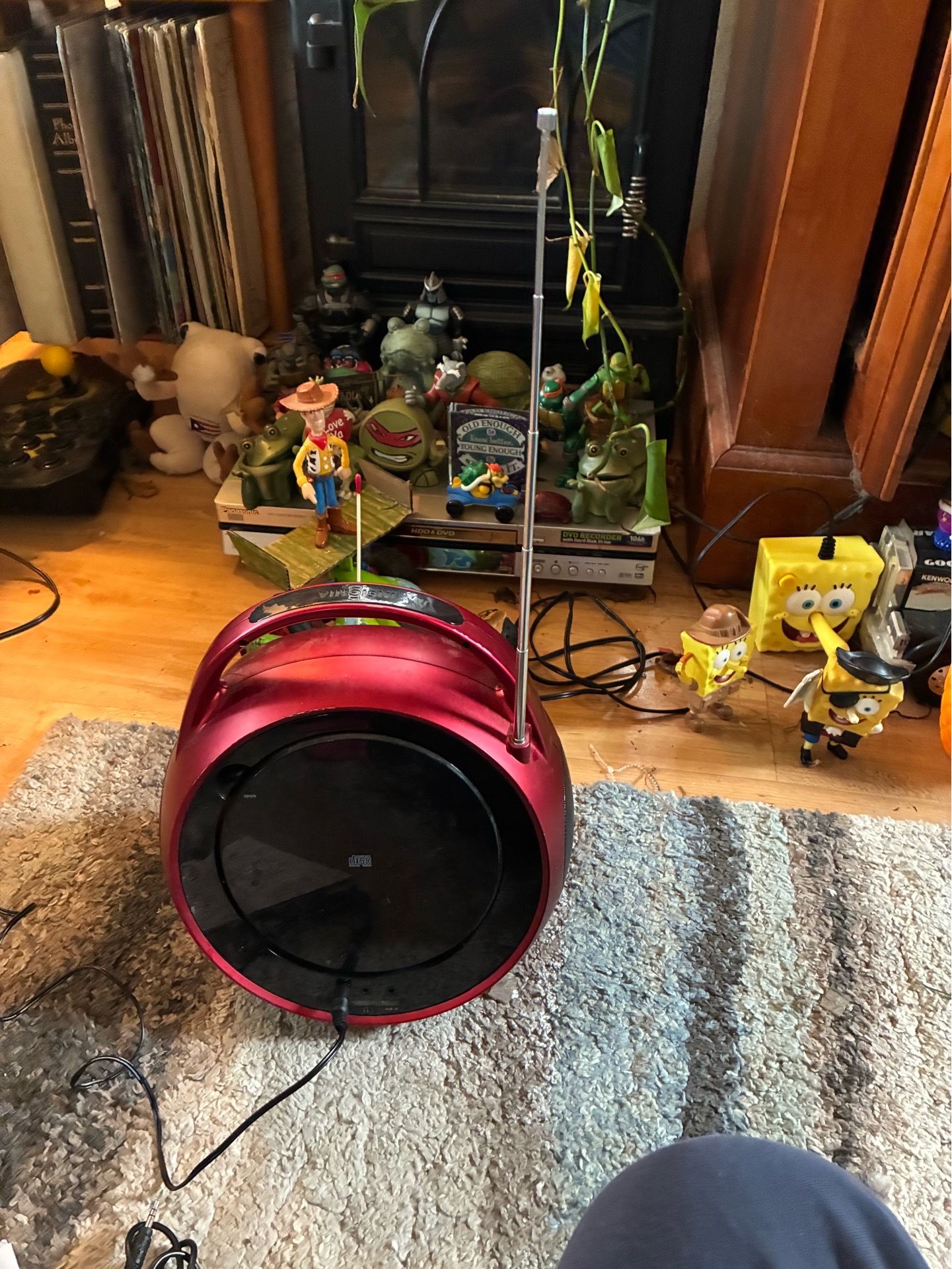 Insignia Boombox with CD Player - photo 2