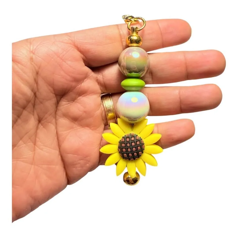 Sunflower Beaded Keychain - photo 3
