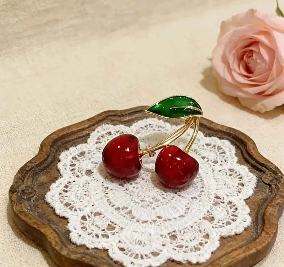 Easy Fashion Cherry Brooch - photo 2