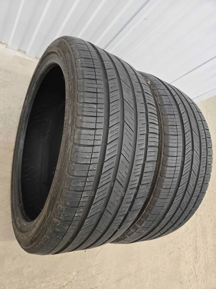Two All Season Tires - 225/40R18 - photo 3