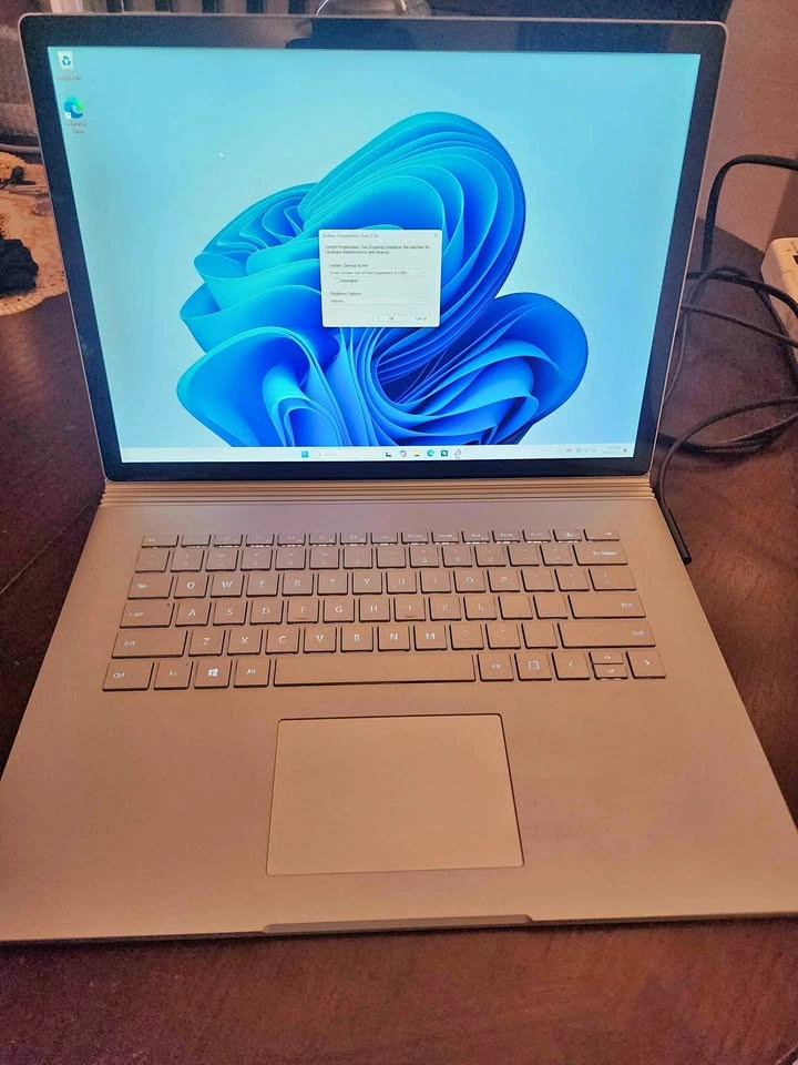 Microsoft Surface Book 2 i7 | 16G | 512G | GTX 1060