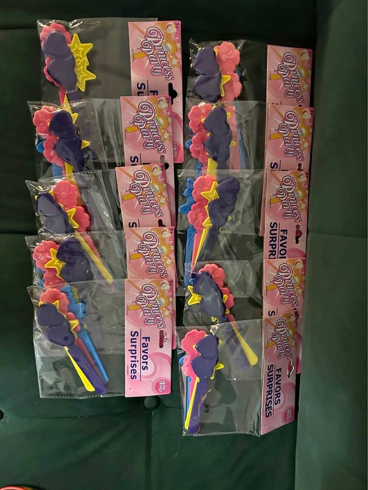 10 pack Princess party favours