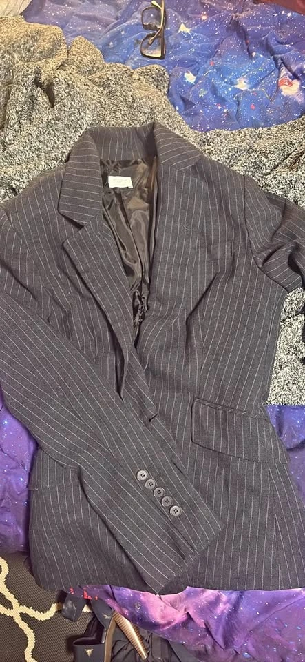 Suit women women’s size 5