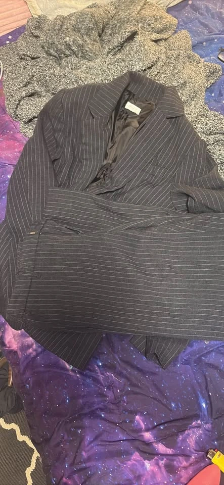 Suit women women’s size 5 - photo 2