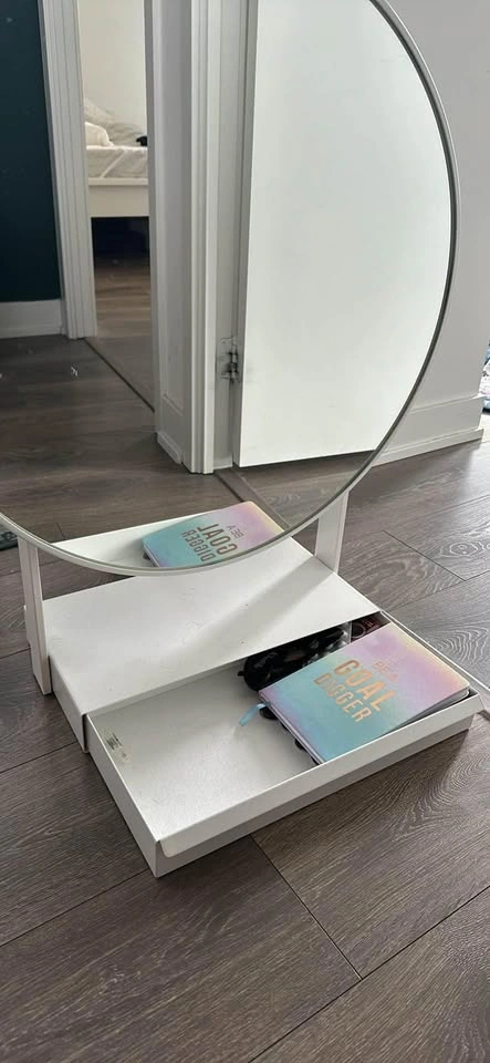Mirror with drawer - photo 3