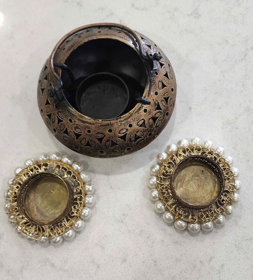 Indian Home Décor Set – Toran, Diya Holders & Pooja Items - photo 3