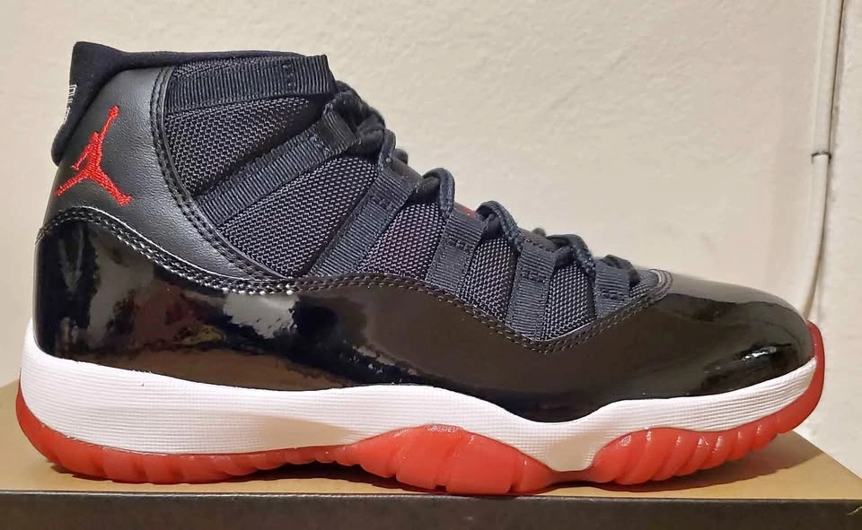 Air Jordan 11 Retro 'Bred' Size 7.5 Men