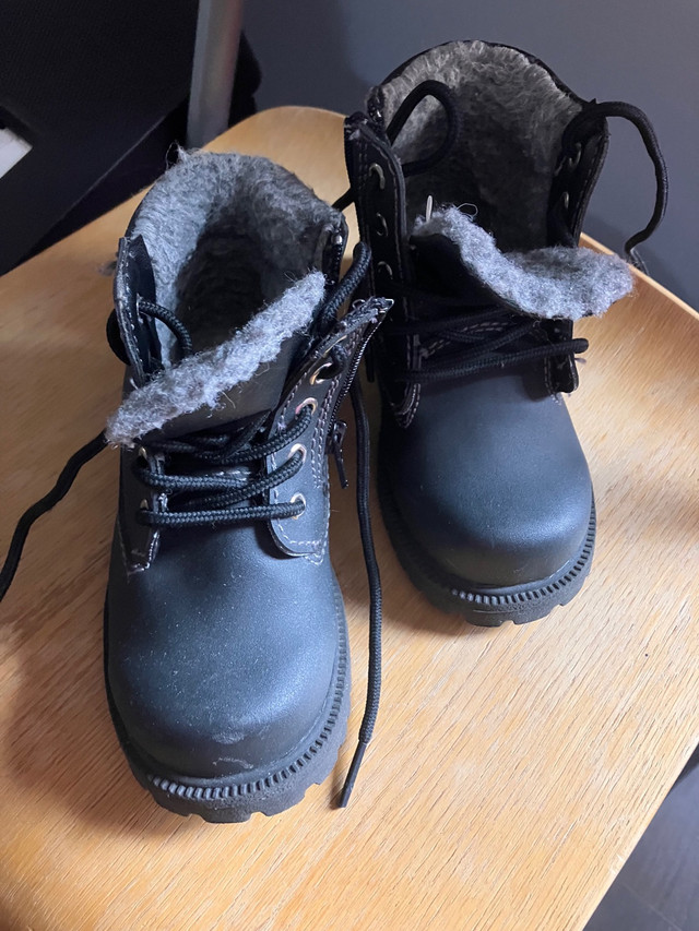 Toddler waterproof 8.5 boot