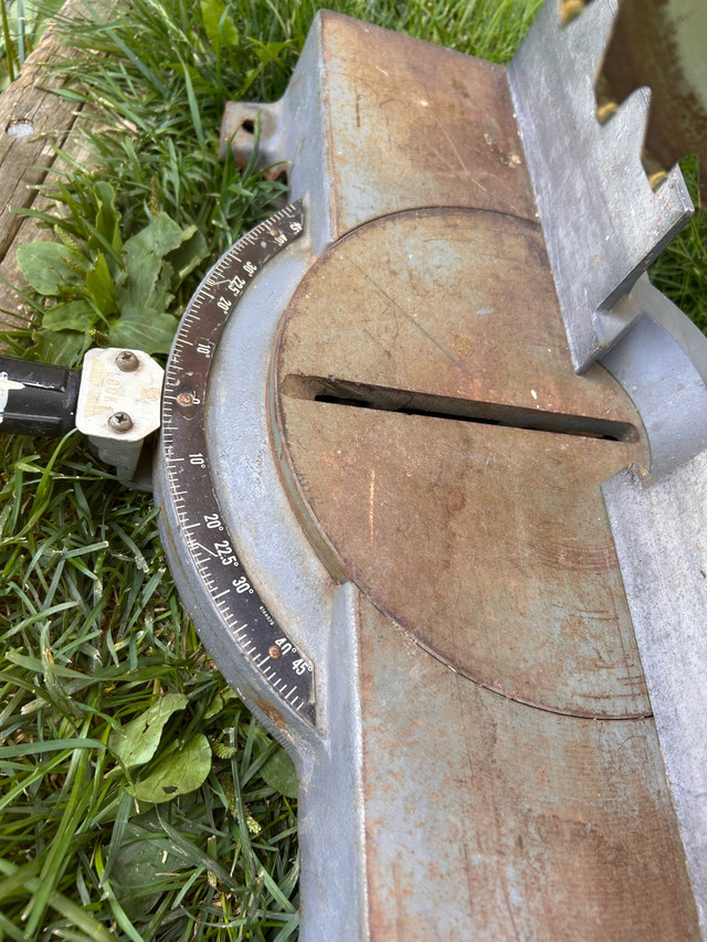 Makita Mitre Saw 255mm - photo 3