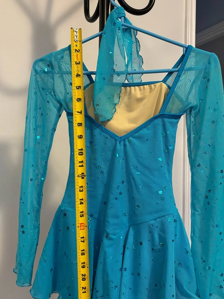Skating Dress 12-14 - photo 3