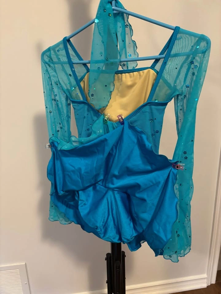 Skating Dress 12-14 - photo 5