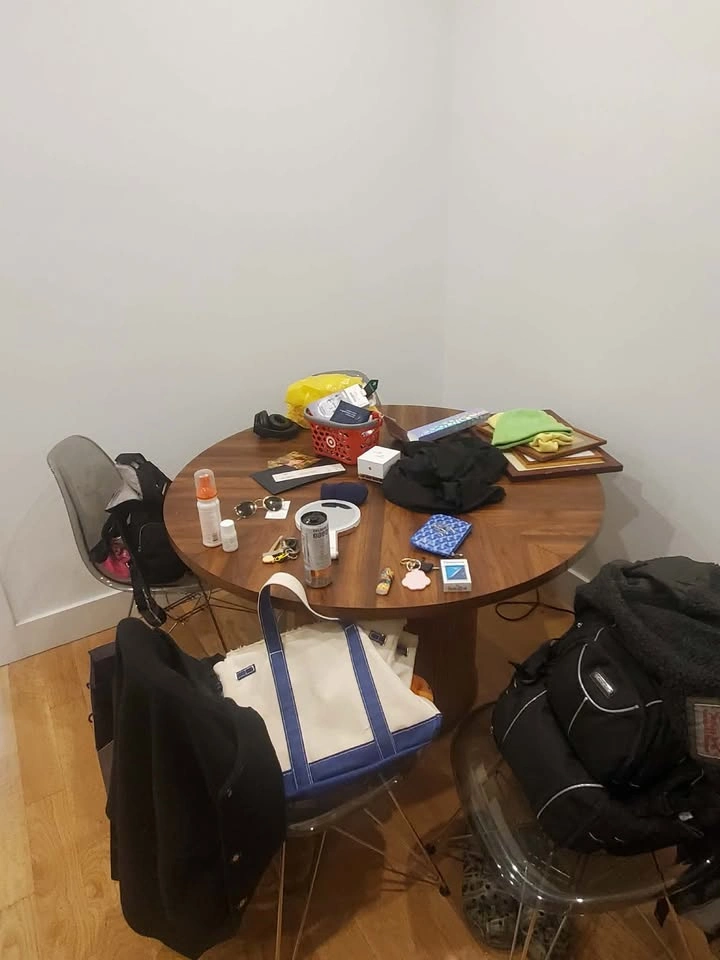 Kitchen Table With Storage - photo 2