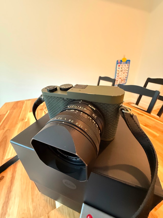 Leica Q2 Reporter Camera - Character, Ready to Shoot - photo 4