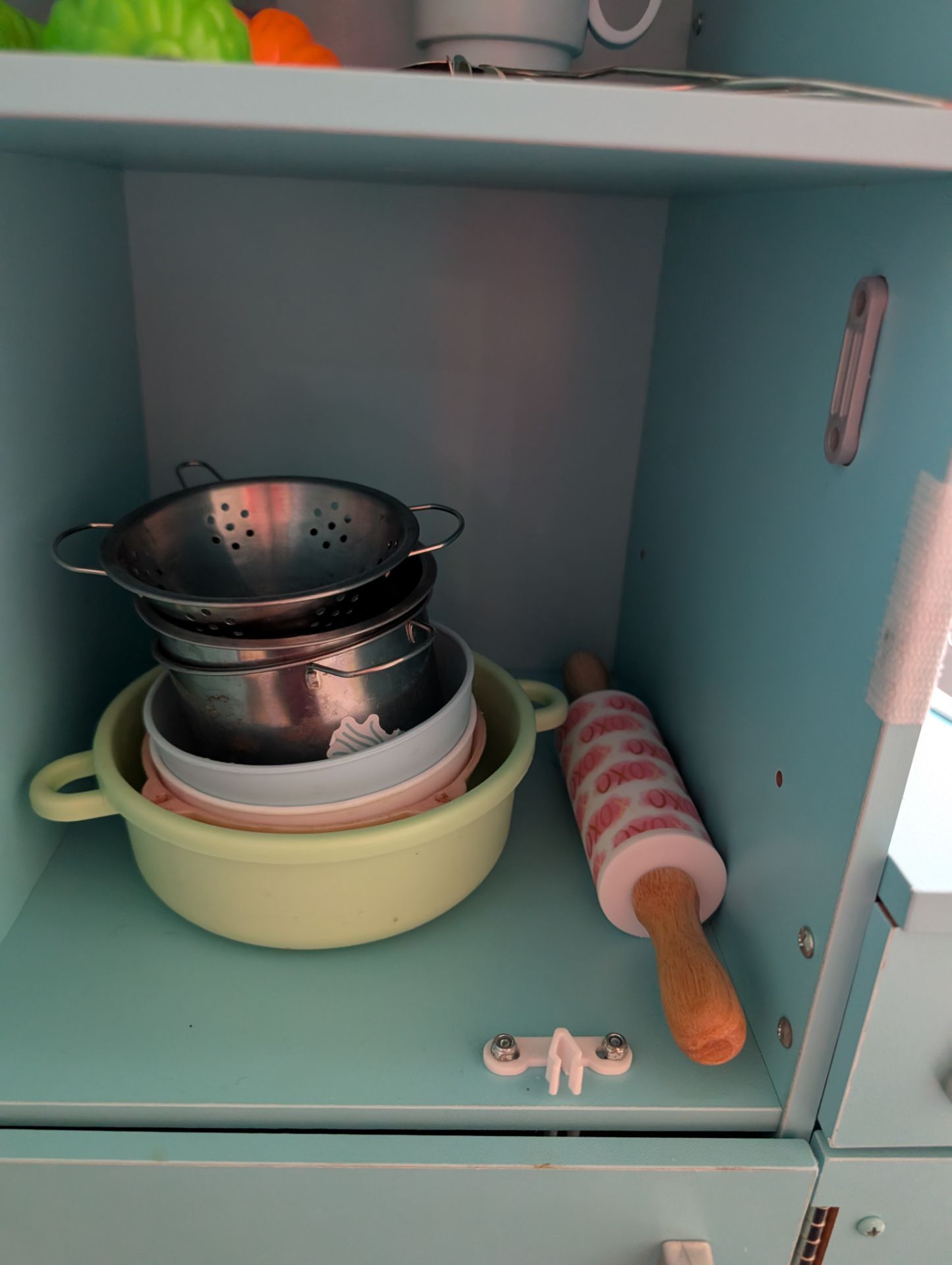 KidKraft Vintage Wooden Play Kitchen - photo 3