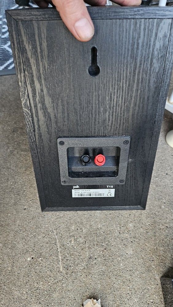2 T15 Polk Bookshelf Speakers - photo 3