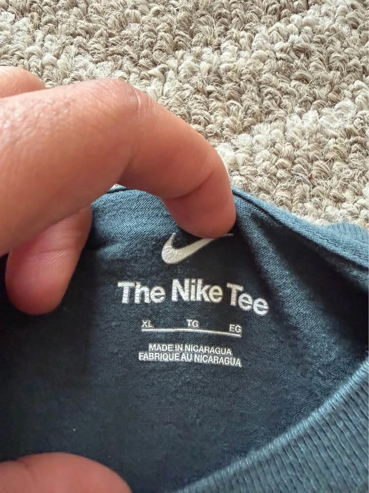 Nike Center Logo Tee - photo 3