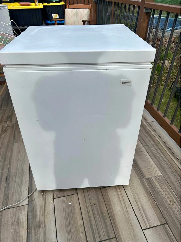 Kenmore Compact Chest Freezer