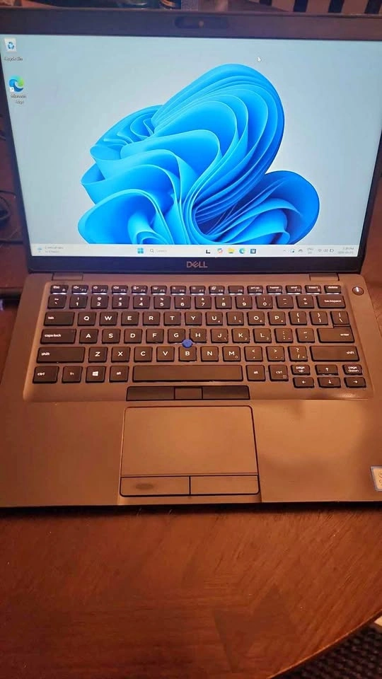 Dell Latitude 5400 i5 8GB RAM 128GB SSD Laptop