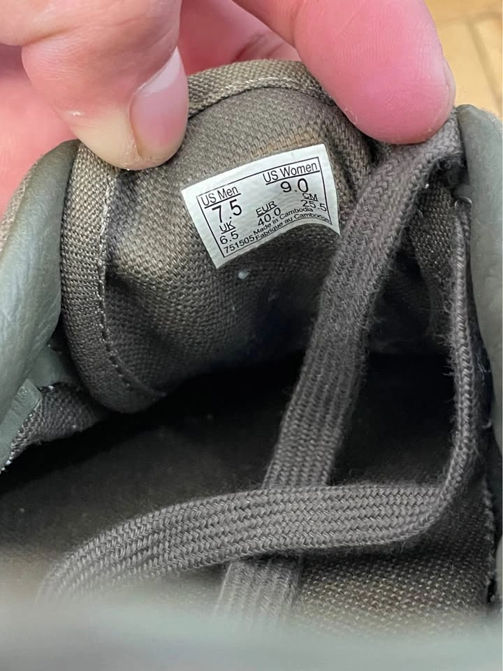 Vans Summer Shoes (size 7.5) - photo 4