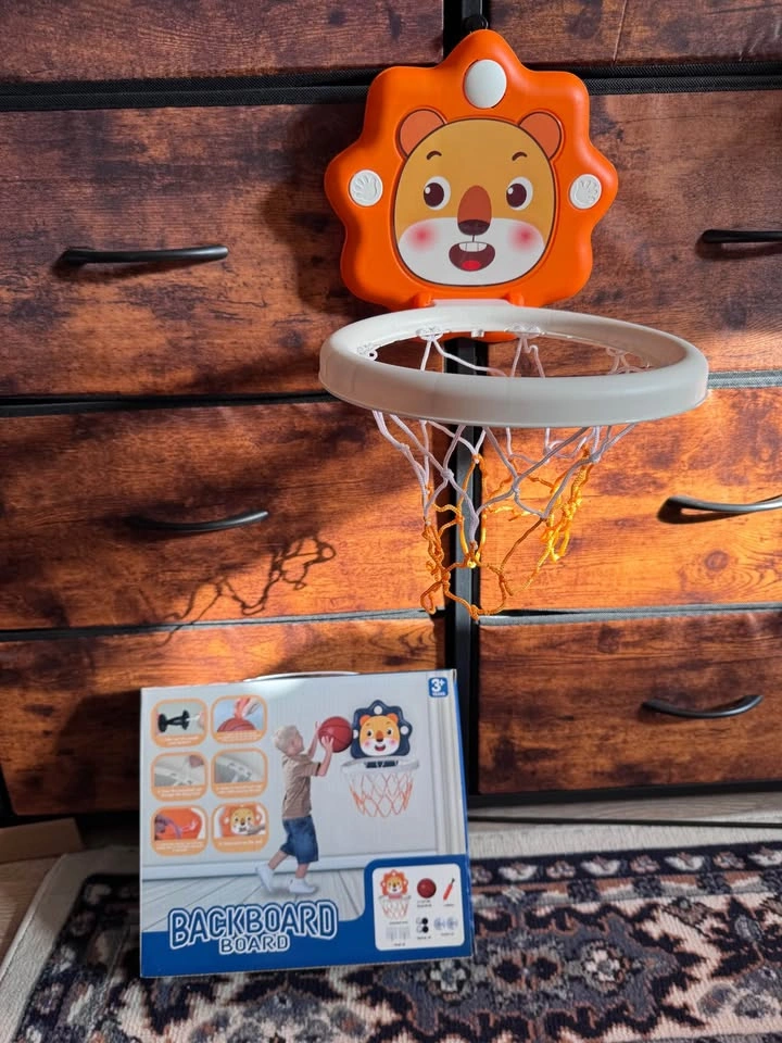 Brand New Kids Mini Basketball Hoop Set (Suction Cup Wall Mount) - photo 4