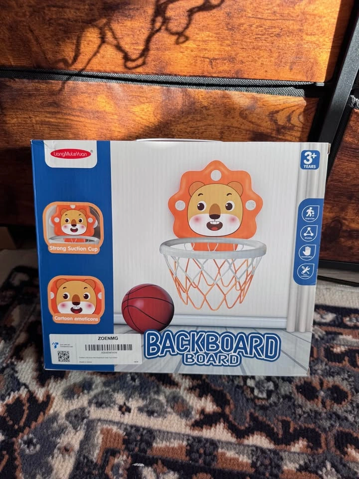 Brand New Kids Mini Basketball Hoop Set (Suction Cup Wall Mount) - photo 5