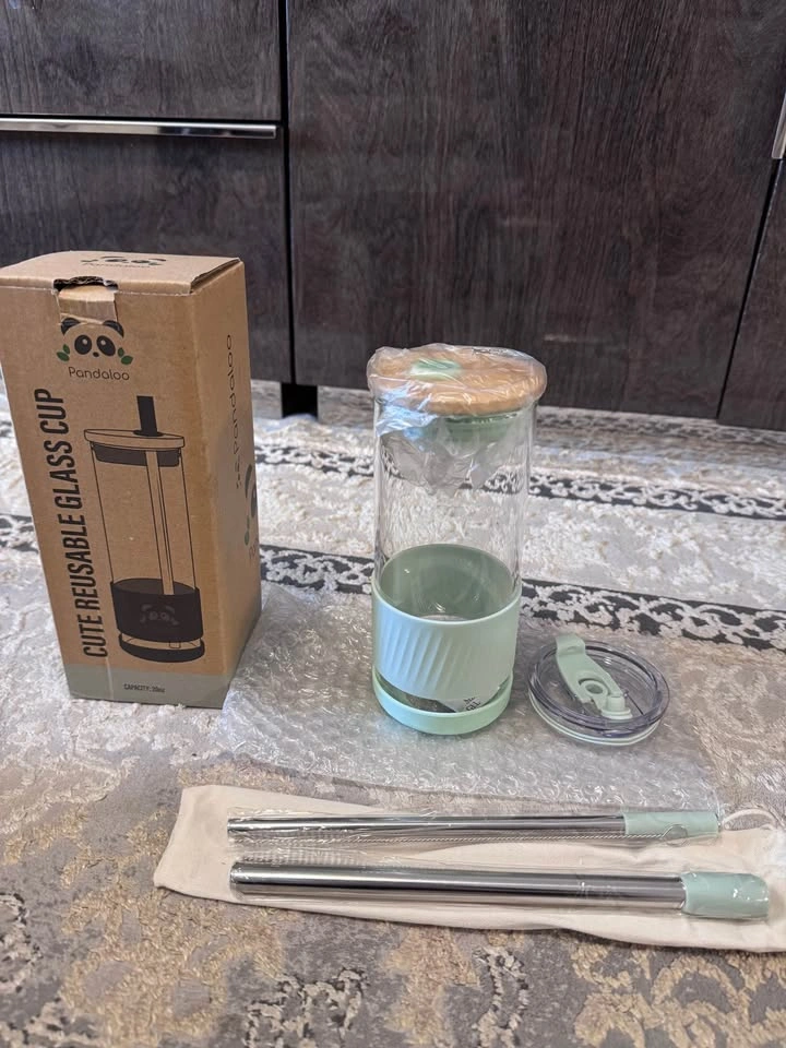Brand New Pandaloo Glass Cup w/ Bamboo Lid & Straws – 20oz 🌿🥤