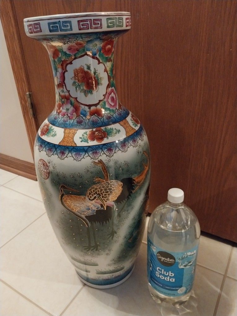 24" Satsuma Style Chinese Floor Vase - photo 2