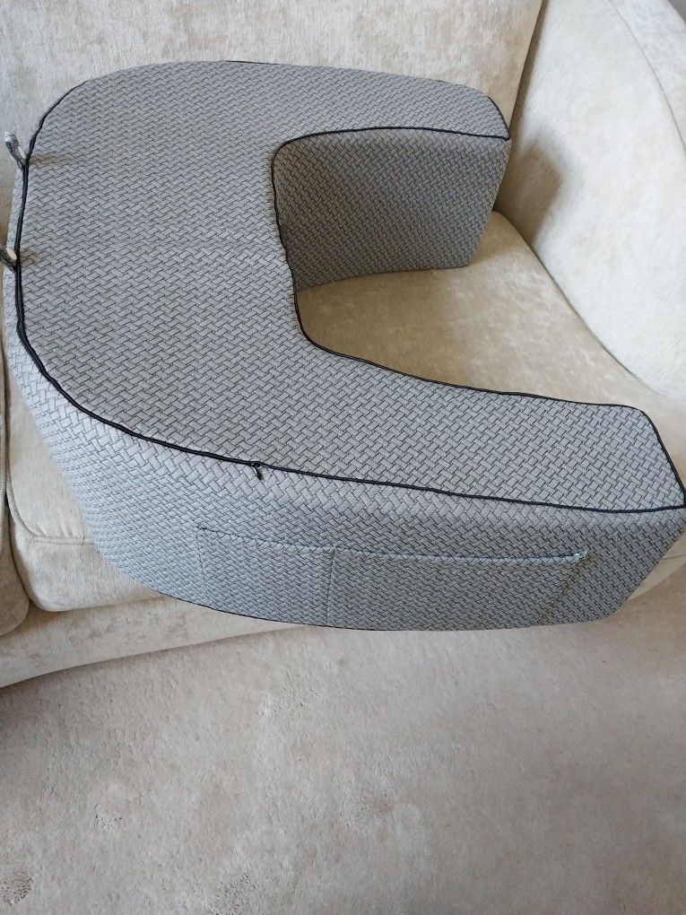 AskDesk Lap Pillow for Remote Work or Bed Rest - photo 4