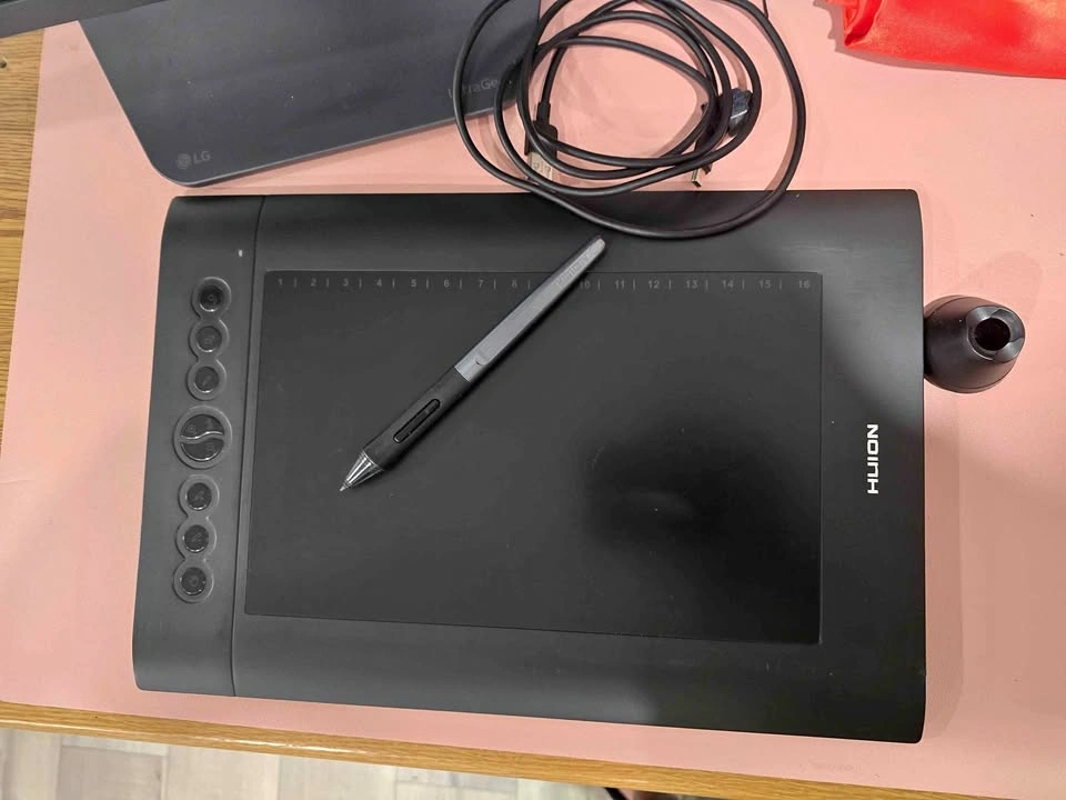 Huion H610 Pro V2 Drawing Tablet
