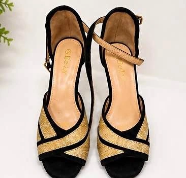 Elegant Gold & Black Heels – Size 7.5/8 - photo 3