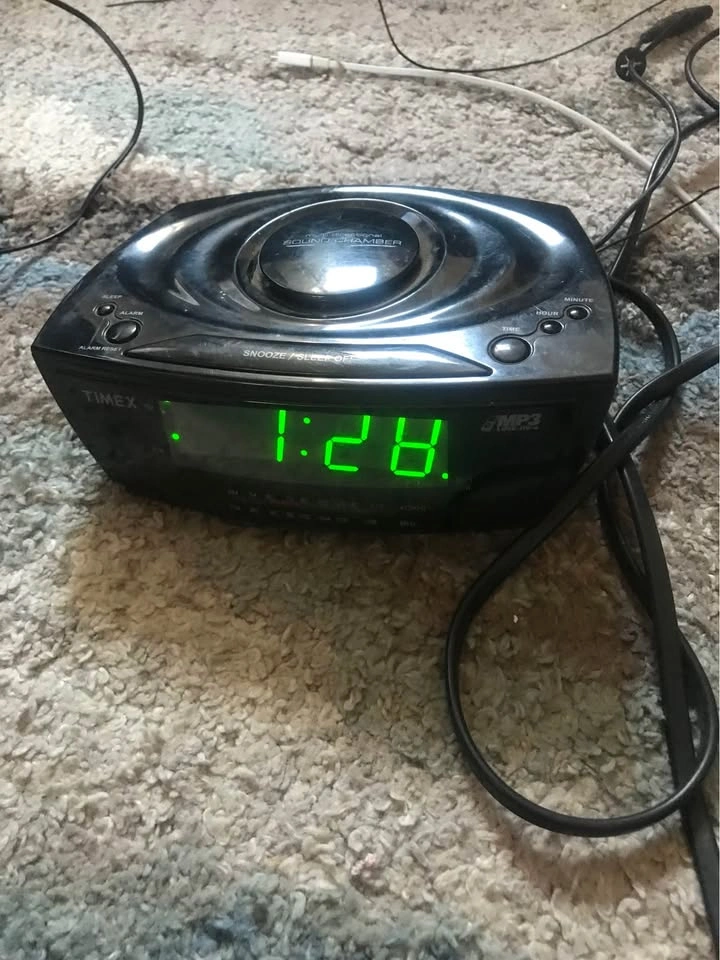 Radio alarm clock - photo 5