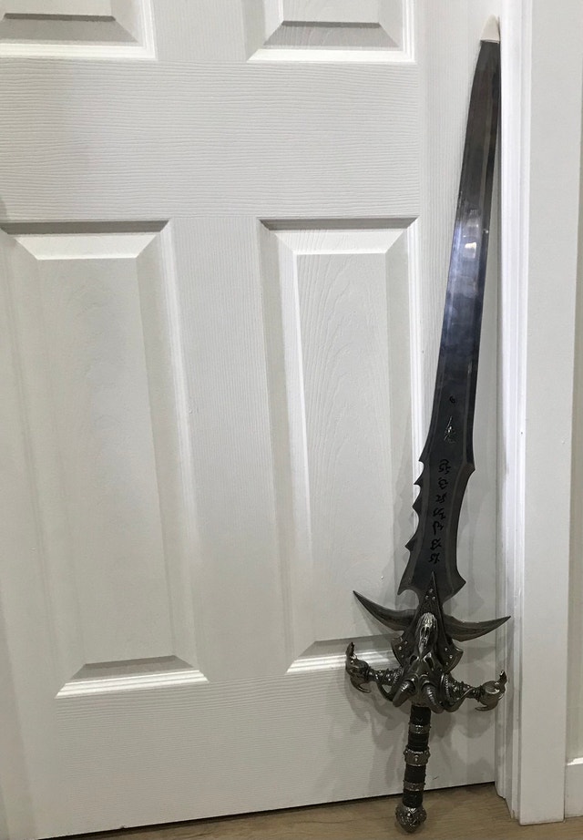 Lich King Sword Frostmourne - photo 3