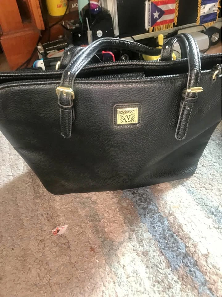 Black purse