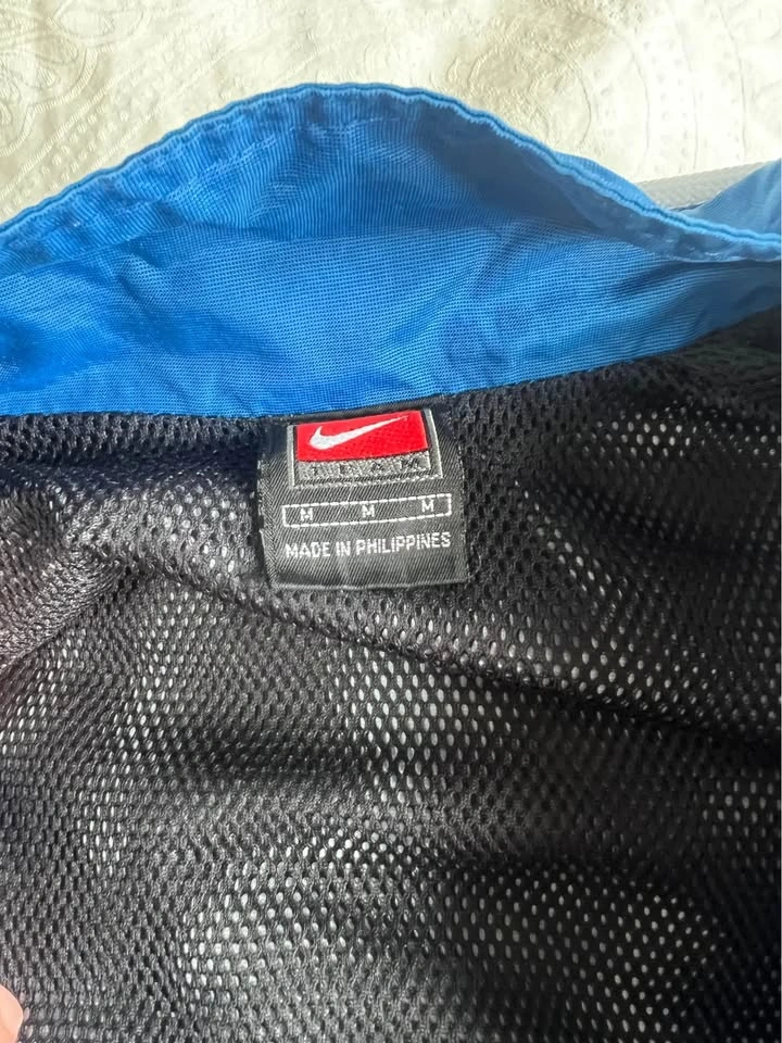 Vintage Nike Windbreaker Jacket - Size M - photo 4