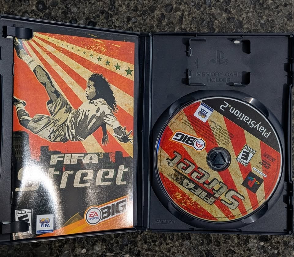 Fifa Street - PS2 - Complete Game w/ Case & Manual - photo 2