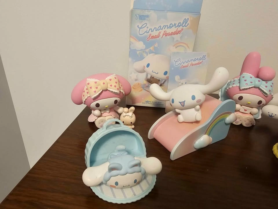 Sanrio My Melody/Cinnamoroll Figure Lot - $20 - photo 4