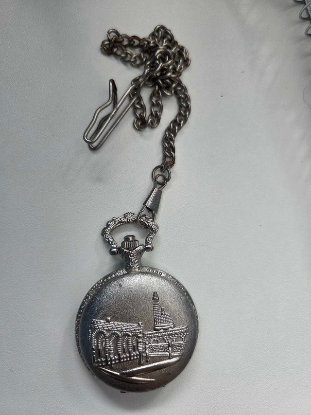 Vintage Style Pocket Watch with Chain and Clip