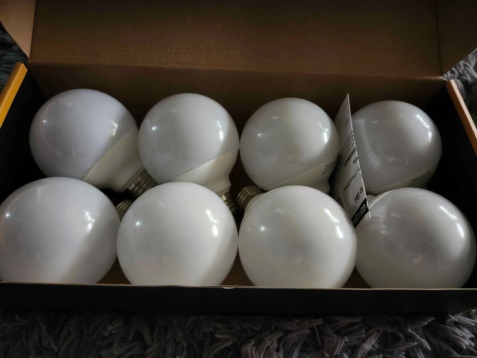 LED Light Bulbs - photo 2