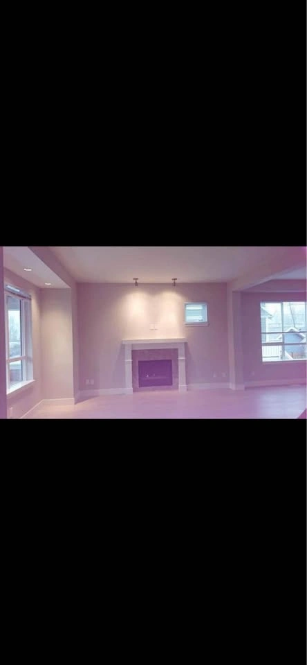 4 Beds 2.5 Baths - House - photo 4