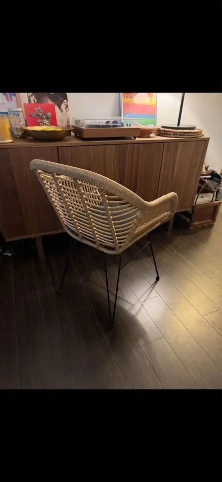 Mid-Century Rattan Dining Chairs (Set of 4) Excellent Condition - photo 2