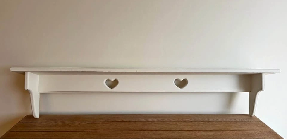 Vintage Wooden Country Heart Cutout Wall Shelf