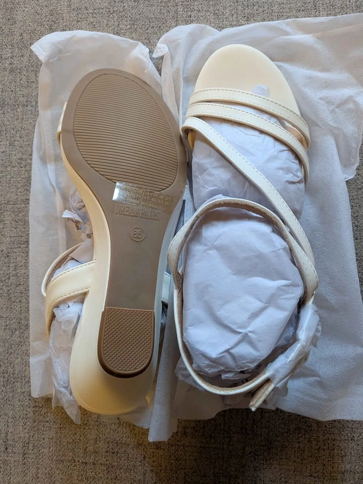 White wedge sandal - photo 2