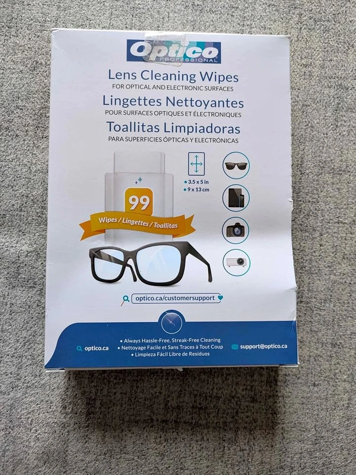 Cleaning wipes