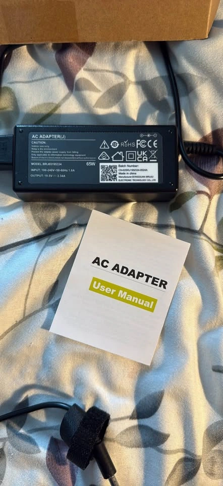 Ac adapter(J) - 65 w - brand new - photo 4