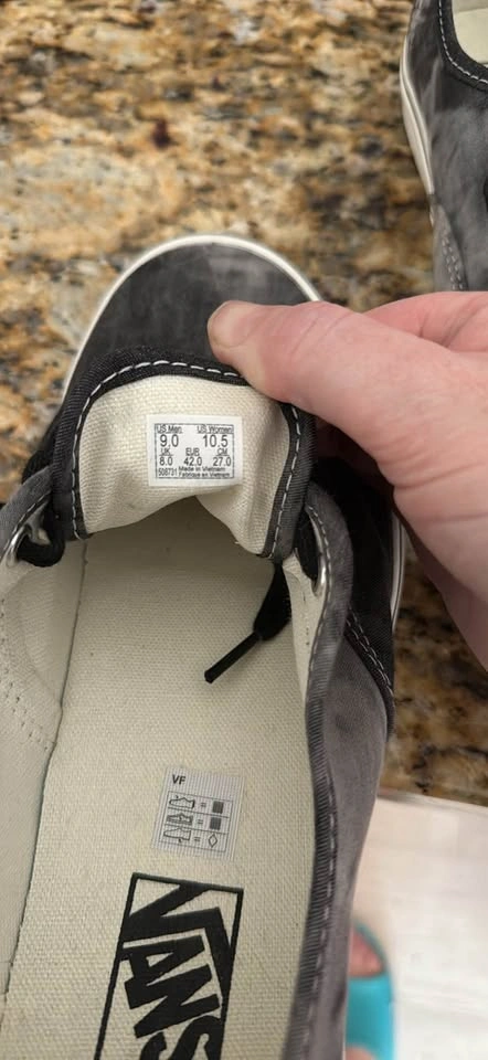 Brand new vans unisex- men’s 9/womans10.5 - photo 2