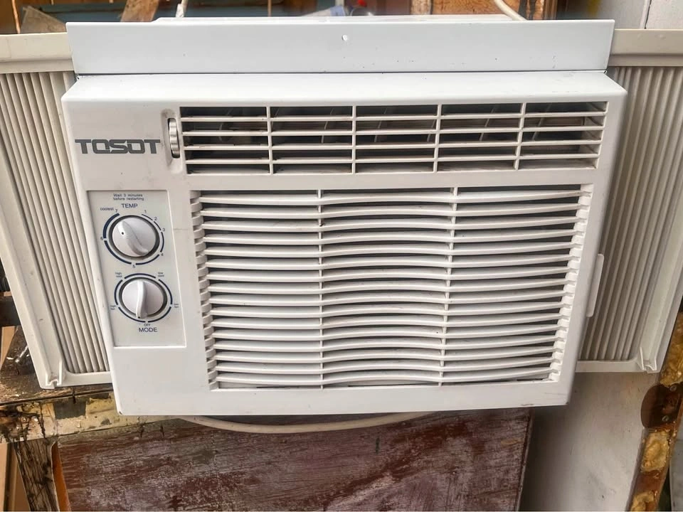 window air-conditioner