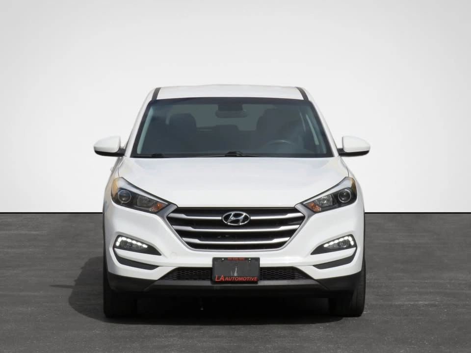 2018 Hyundai Tucson 2.0L AWD w/ CarPlay, Camera, BLND - photo 2