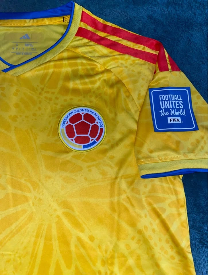 Colombia Home National Team World Cup 2026 Jersey - Large - photo 4