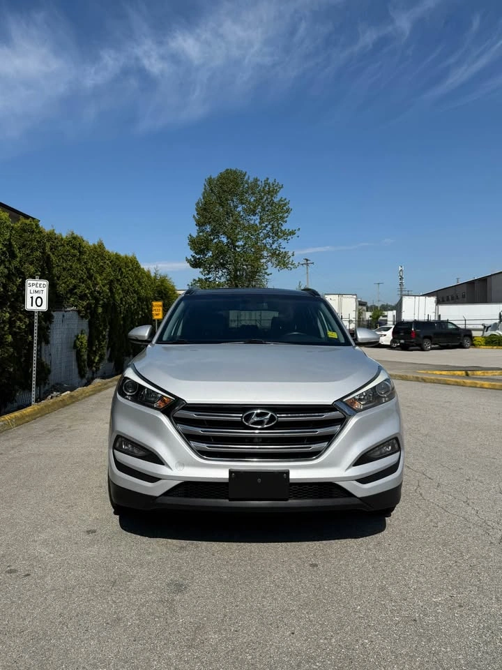 2017 Hyundai Tucson SE AWD - photo 2