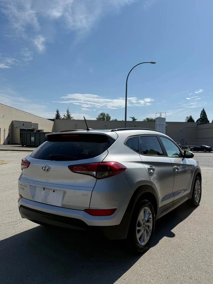 2017 Hyundai Tucson SE AWD - photo 5